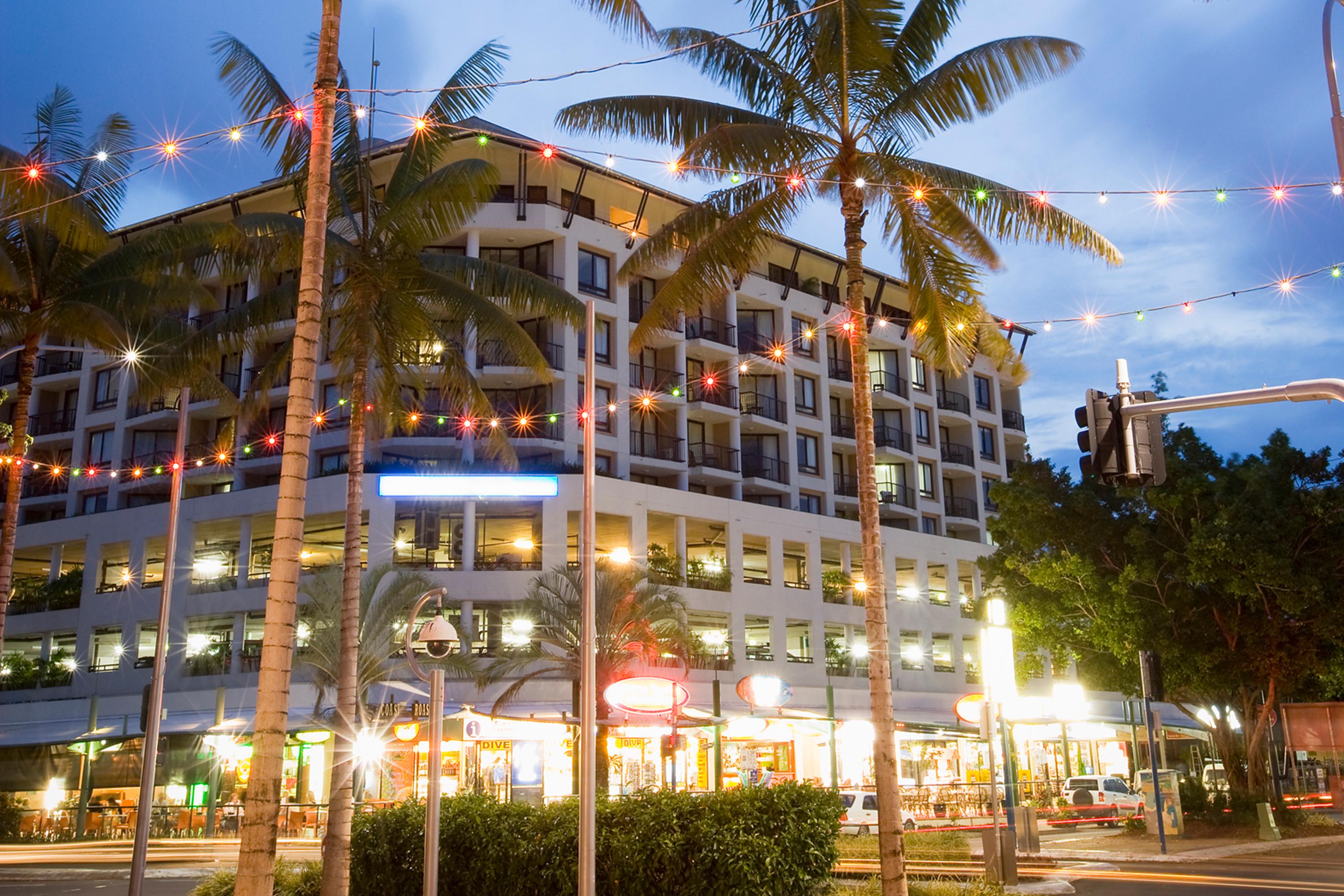 Mantra Esplanade Hotel Cairns Exterior foto